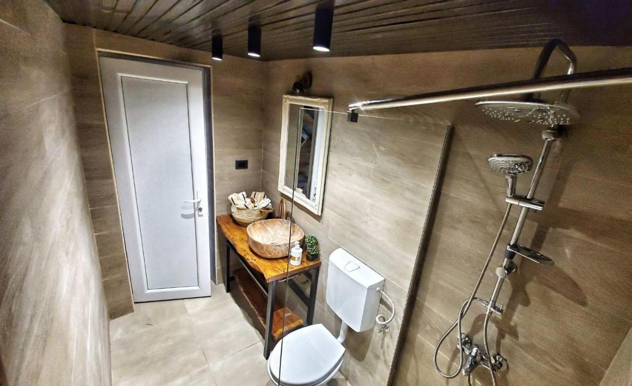 Coratina Cottage Ulcinj Bagian luar foto